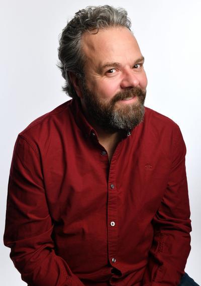 Hal-Cruttenden-2022-900.jpg 1